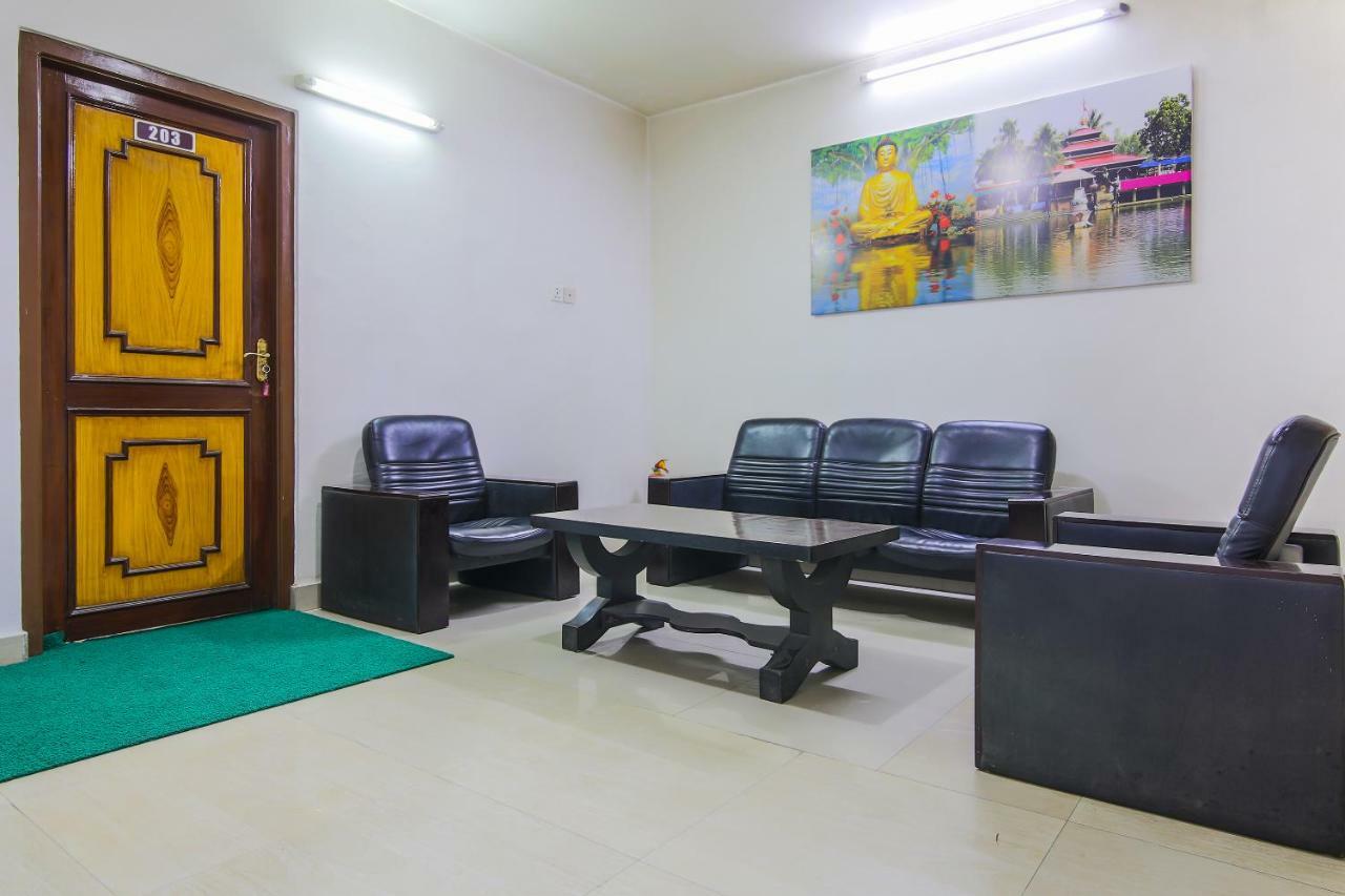 Oyo 358 Hotel Rose Star Kathmandu Exterior photo