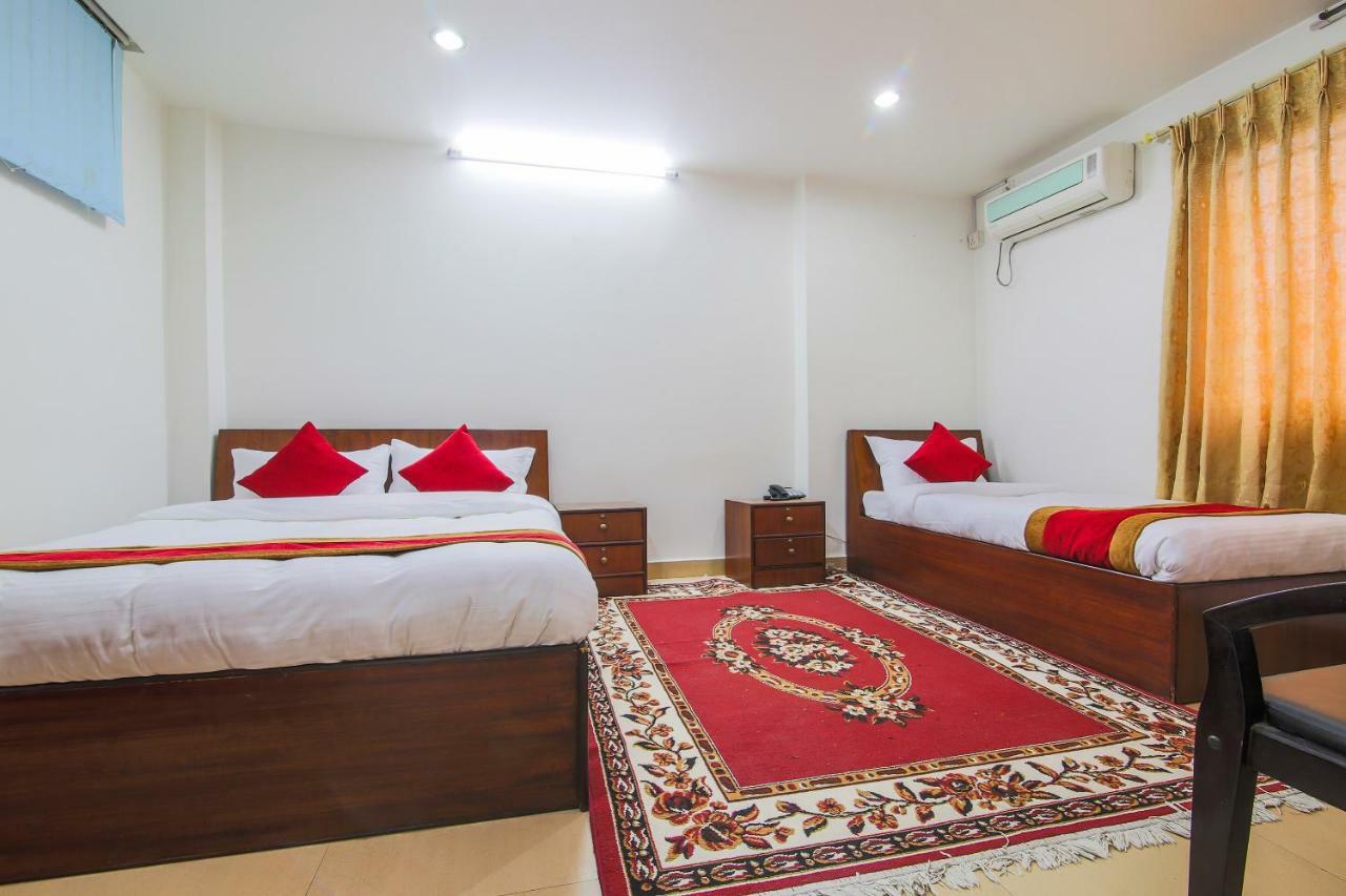 Oyo 358 Hotel Rose Star Kathmandu Exterior photo
